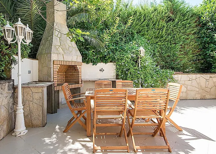 Holiday House Close To Port Aventura, Tarracohomes