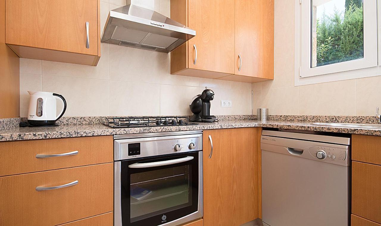 House Close To Port Aventura, Tarracohomes Apartament Salou